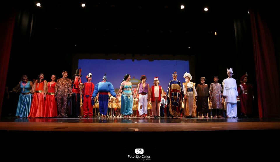 BALLET DO COLÉGIO SÃO CARLOS - ALADDIN - PARTE 1 DE 3 BALLET DO COLÉGIO SÃO CARLOS - ALADDIN - PARTE 1 DE 3