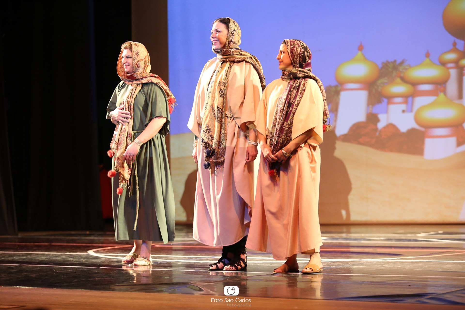 Foto BALLET DO COLÉGIO SÃO CARLOS - ALADDIN - PARTE 2 DE 3 Foto BALLET DO COLÉGIO SÃO CARLOS - ALADDIN - PARTE 2 DE 3 - Imagem 6