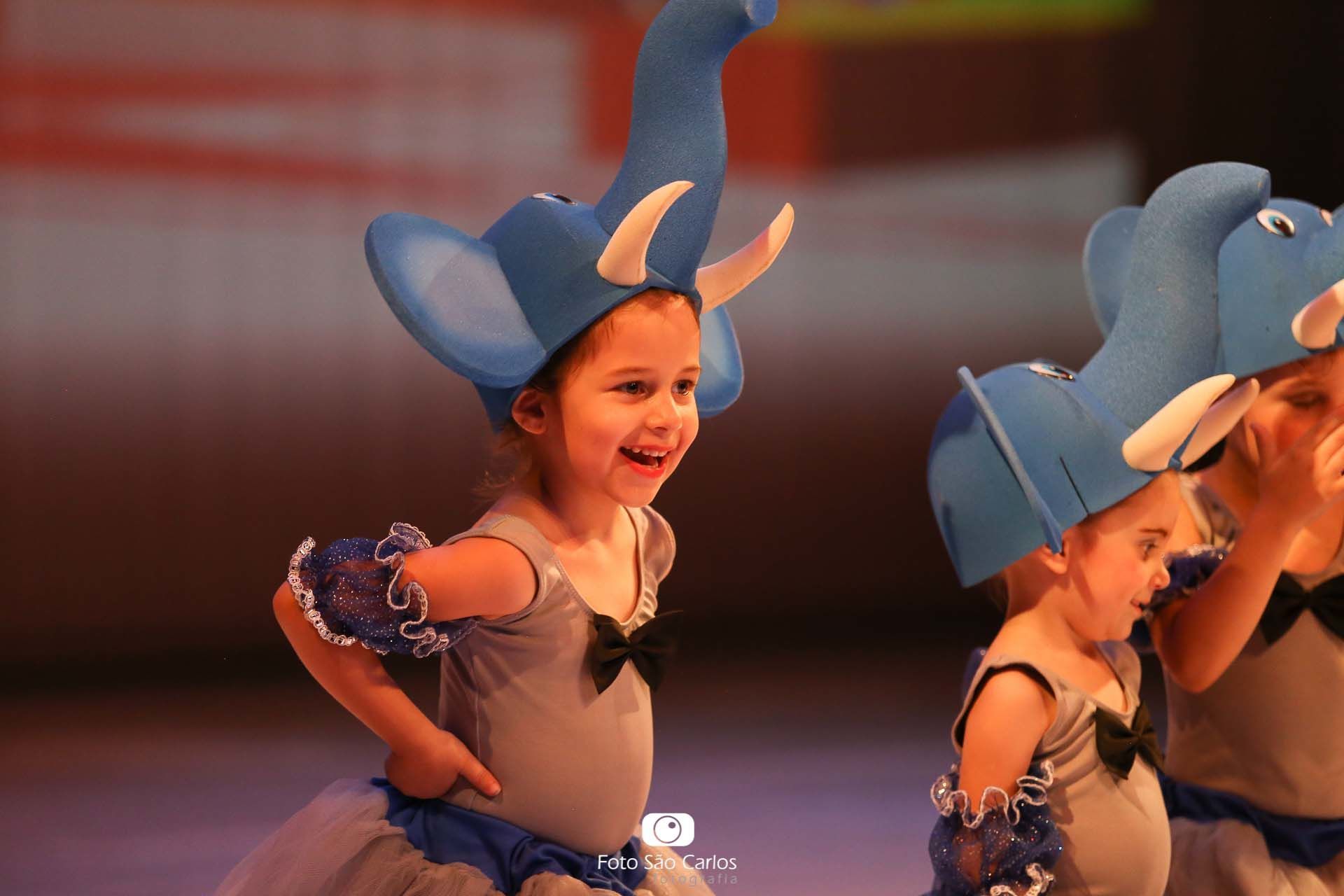 Foto BALLET COLÉGIO CECILIA MEIRELES 2018 - ESPETÁCULO CIRCO - PARTE 1 Foto BALLET COLÉGIO CECILIA MEIRELES 2018 - ESPETÁCULO CIRCO - PARTE 1 - Imagem 13