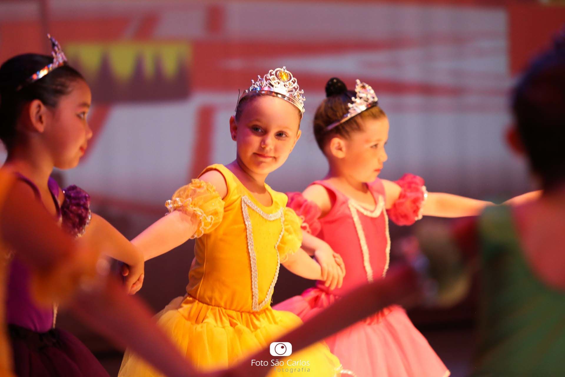 Foto BALLET COLÉGIO CECILIA MEIRELES 2018 - ESPETÁCULO CIRCO - PARTE 1 Foto BALLET COLÉGIO CECILIA MEIRELES 2018 - ESPETÁCULO CIRCO - PARTE 1 - Imagem 16
