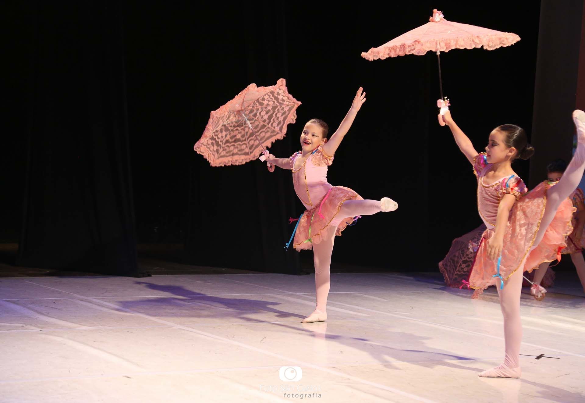 Foto BALLET COLÉGIO CECILIA MEIRELES 2018 - ESPETÁCULO CIRCO - PARTE 2 Foto BALLET COLÉGIO CECILIA MEIRELES 2018 - ESPETÁCULO CIRCO - PARTE 2 - Imagem 4