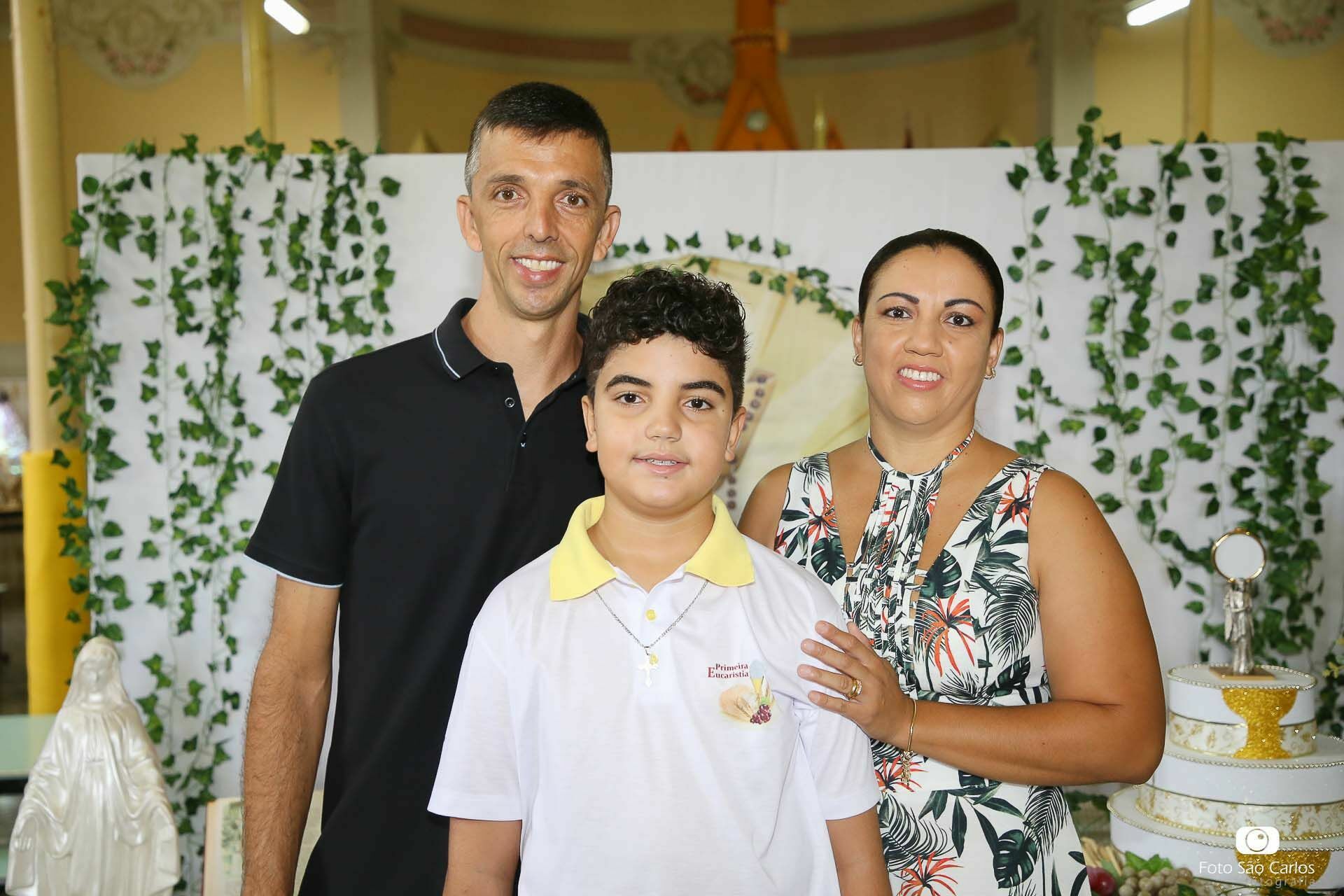 Foto HOMENAGEM AS MÃES DOS CATEQUIZANDOS DO COLÉGIO SÃO CARLOS 2021 Foto HOMENAGEM AS MÃES DOS CATEQUIZANDOS DO COLÉGIO SÃO CARLOS 2021 - Imagem 2